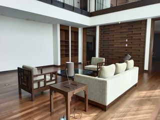 For rent 5 bedrooms condo in Watthana, Bangkok