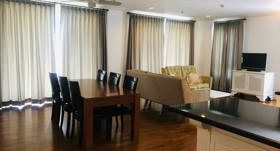 For rent 3 bedrooms apartment in Sathon, Bangkok