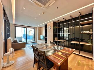For rent 2 bedrooms condo in Bang Rak, Bangkok