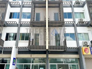 For rent and for sale 2 bedrooms retail Space in Mueang Chiang Mai, Chiang Mai