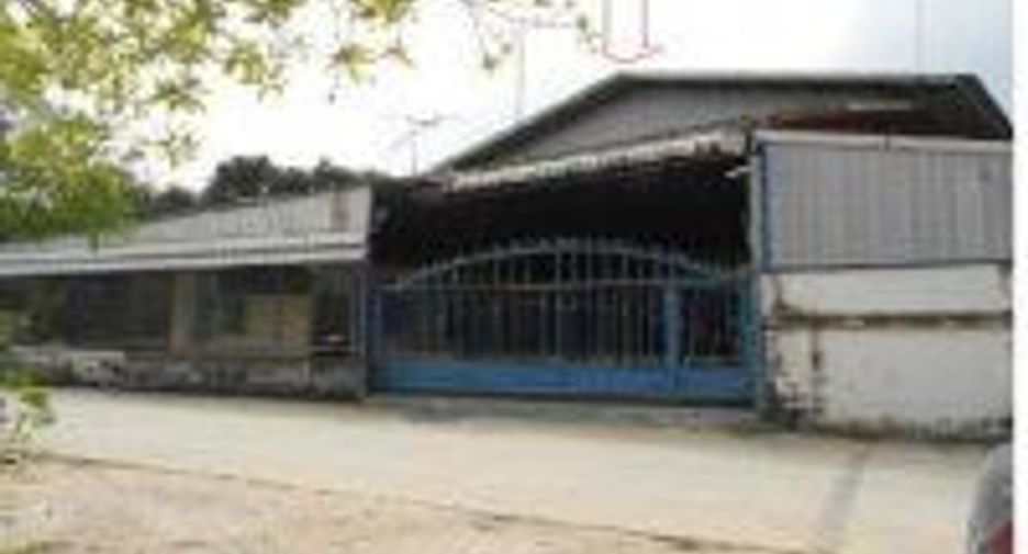For sale 9 Beds warehouse in Mueang Chon Buri, Chonburi