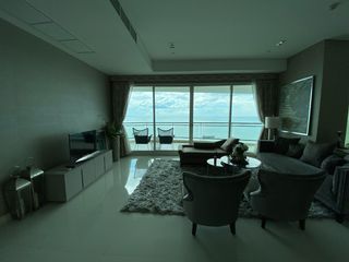 For rent 3 bedrooms condo in Bang Lamung, Chonburi