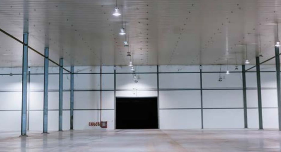 For rent warehouse in Ban Bueng, Chonburi