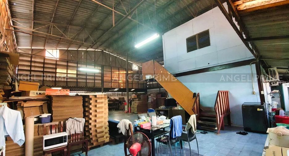 For sale 4 bed warehouse in Bang Na, Bangkok