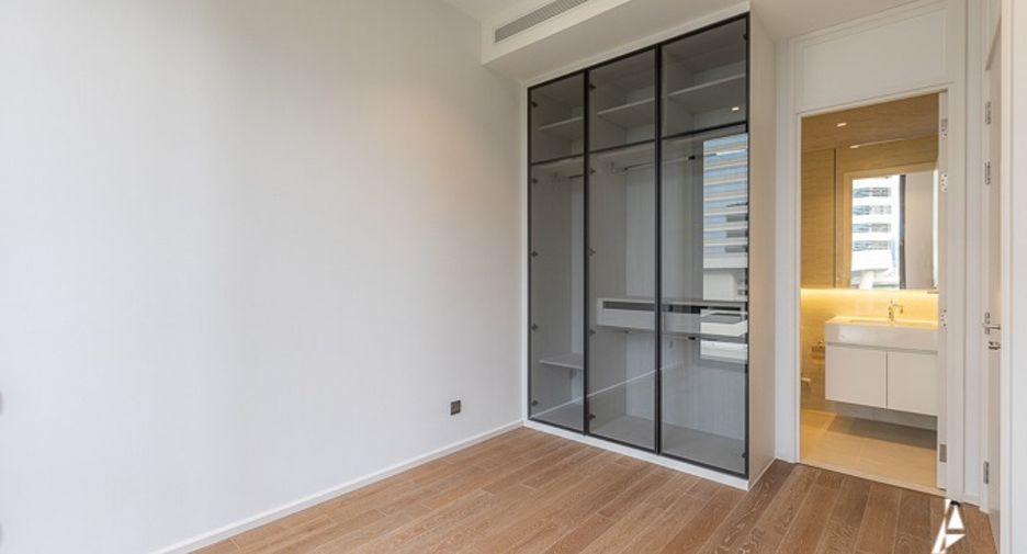 For sale 2 bedrooms condo in Pathum Wan, Bangkok