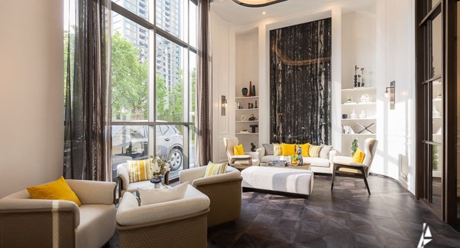 For sale 2 bedrooms condo in Pathum Wan, Bangkok