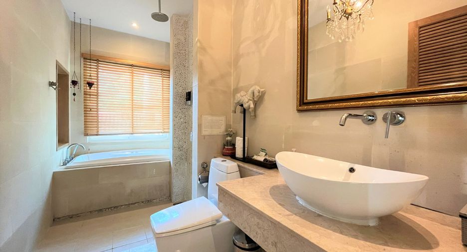 Villa en venta de 8 habitaciones en Kathu, Phuket