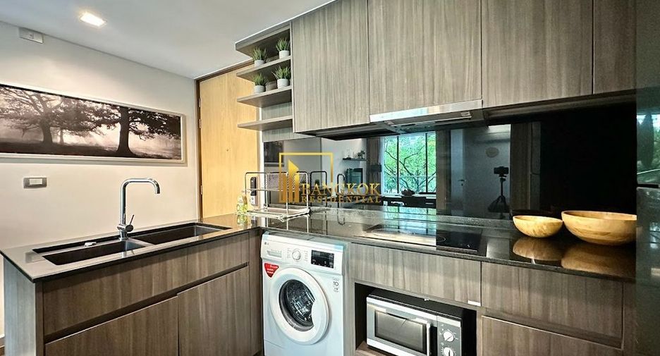 For rent 2 bedrooms condo in Watthana, Bangkok