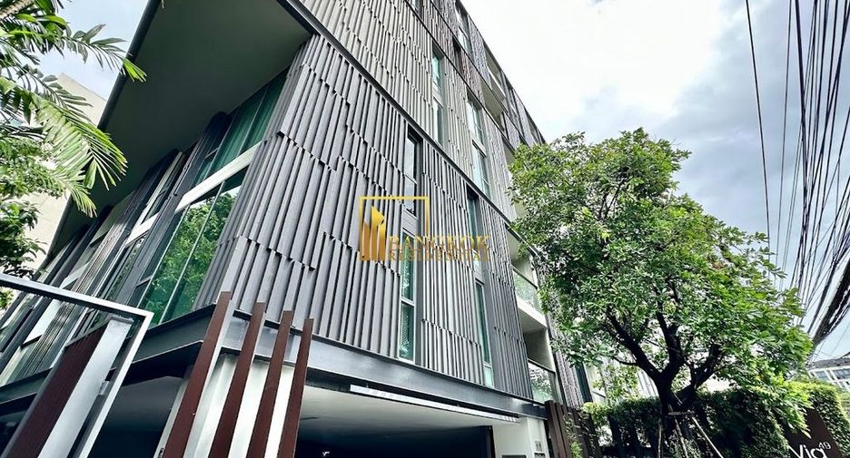 For rent 2 bedrooms condo in Watthana, Bangkok