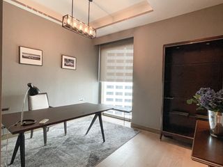 For sale 3 bed condo in Khlong San, Bangkok
