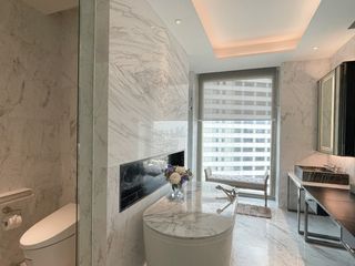 For sale 3 bed condo in Khlong San, Bangkok