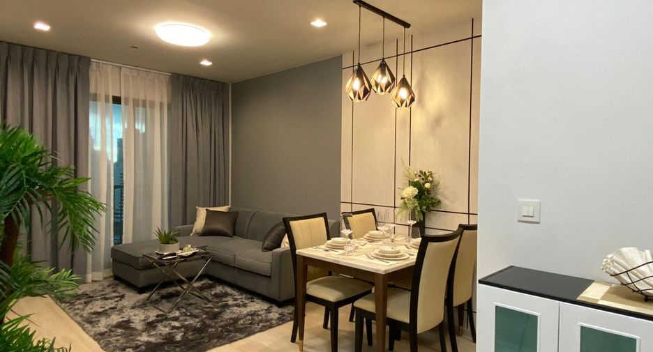 For rent 2 bed condo in Pathum Wan, Bangkok