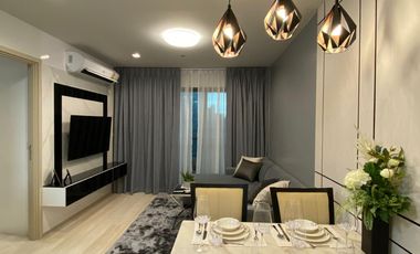 For rent 2 bed condo in Pathum Wan, Bangkok