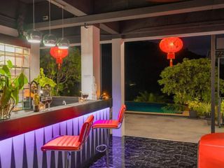 For rent 8 bedrooms villa in Mueang Phuket, Phuket