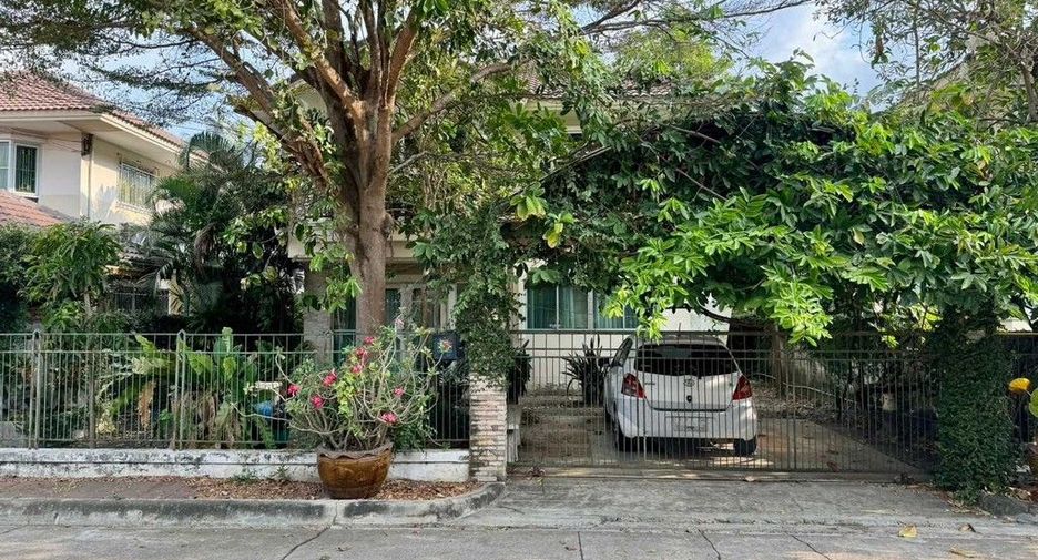 For sale 3 bedrooms house in Mueang Samut Prakan, Samut Prakan