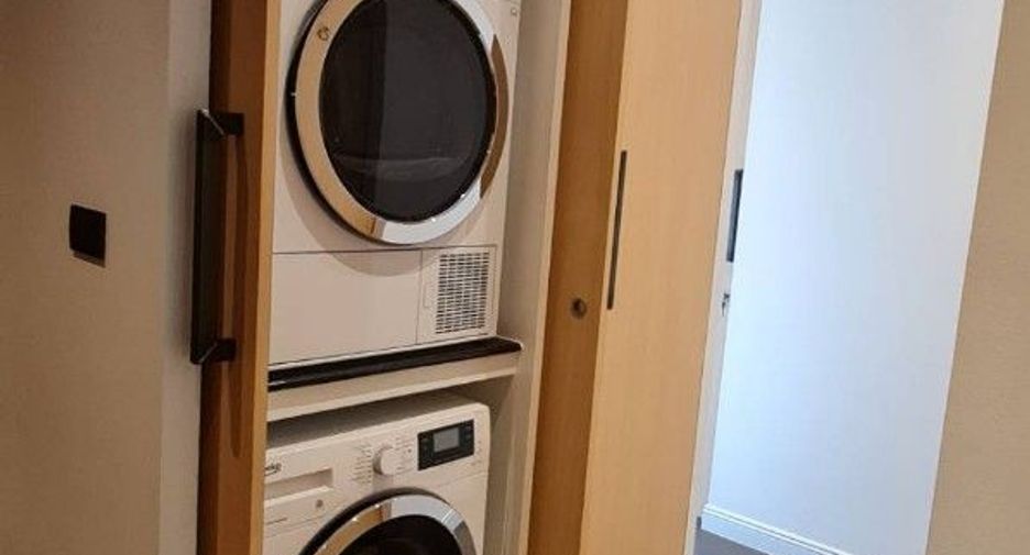 For sale 4 bedrooms condo in Watthana, Bangkok