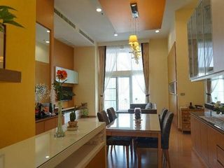 出租 和 出售 4 卧室 公寓 在 Watthana, 曼谷