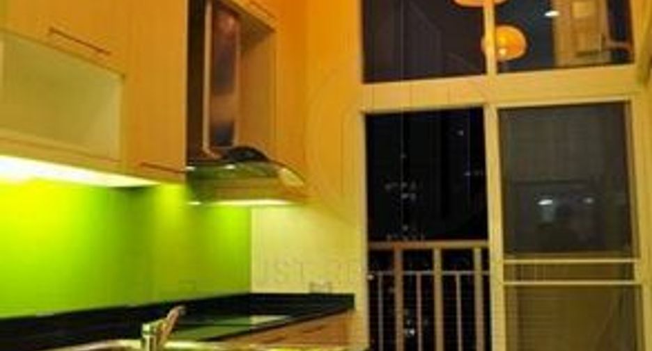 For rent and for sale 4 bedrooms condo in Watthana, Bangkok