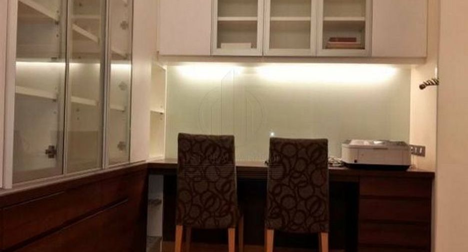 For rent and for sale 4 bedrooms condo in Watthana, Bangkok