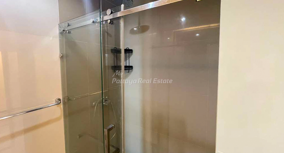 For sale 2 bedrooms condo in Bang Lamung, Chonburi
