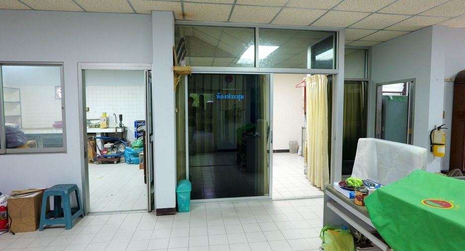 For sale warehouse in Mueang Samut Prakan, Samut Prakan