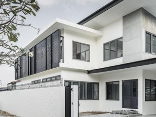 For sale 4 Beds house in Bangkok Noi, Bangkok