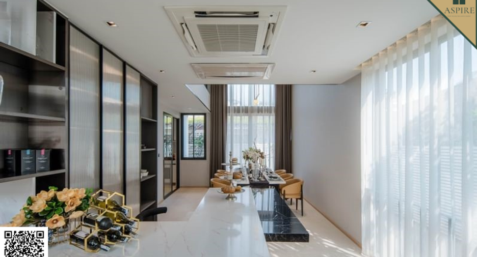 For sale 3 bedrooms house in Din Daeng, Bangkok