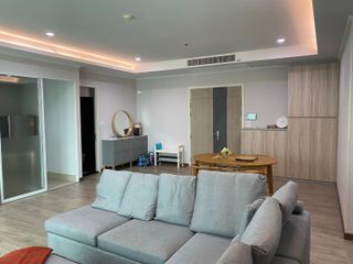For rent and for sale 3 bed condo in Ratchathewi, Bangkok
