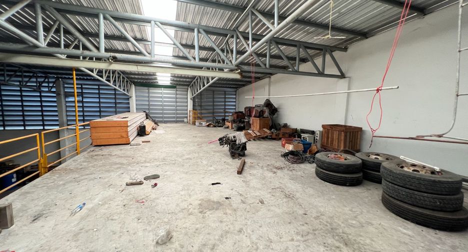 For sale 2 Beds warehouse in Sam Khok, Pathum Thani