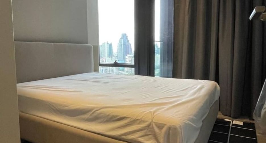 À louer 2 chambres condo à Bang Rak, Bangkok