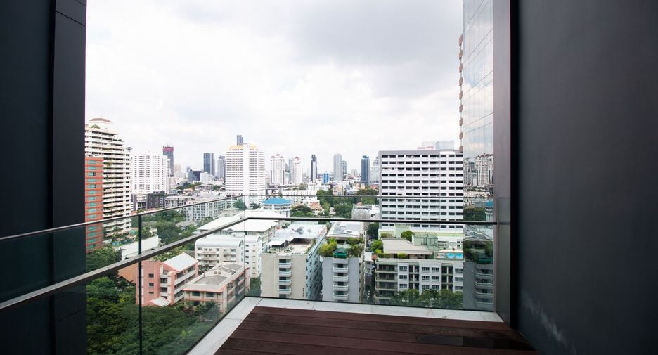 For rent 2 ベッドルーム condo in Khlong Toei, Bangkok