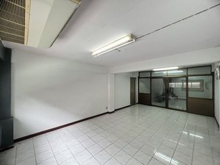 出售 3 卧室 商业空间 在 Bang Na, 曼谷