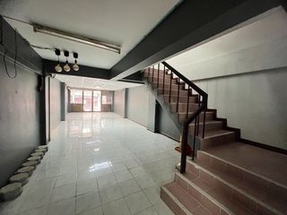 出售 3 卧室 商业空间 在 Bang Na, 曼谷