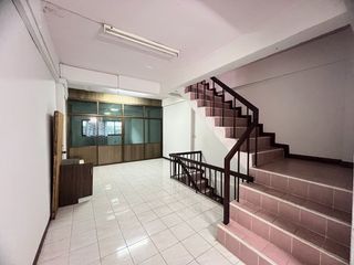 出售 3 卧室 商业空间 在 Bang Na, 曼谷