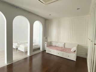 出租 3 卧室 独立屋 在 Phra Khanong, 曼谷