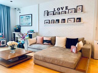 For rent 3 bedrooms condo in Pathum Wan, Bangkok