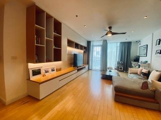 For rent 3 bedrooms condo in Pathum Wan, Bangkok