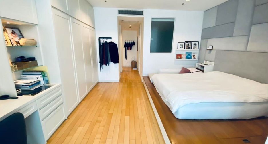 À louer 3 chambres condo à Pathum Wan, Bangkok