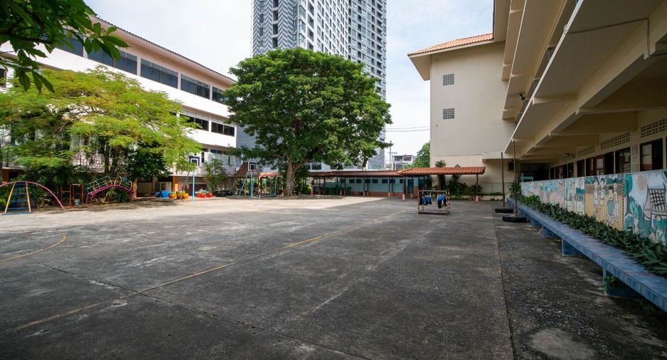 For sale land in Bang Na, Bangkok