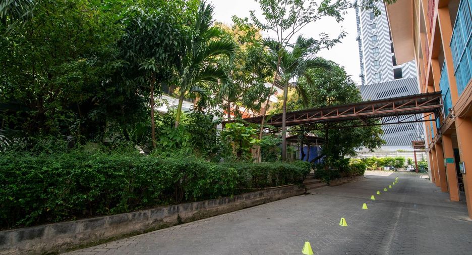For sale land in Bang Na, Bangkok