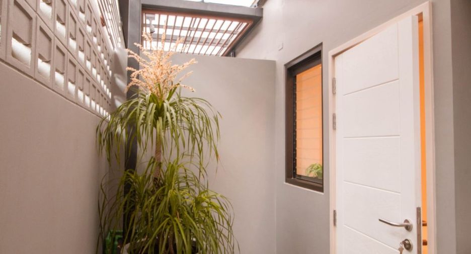 For sale 4 bed house in Chatuchak, Bangkok