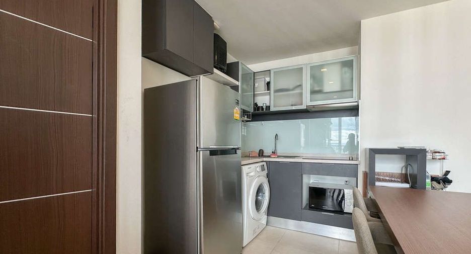 For sale 2 bedrooms apartment in Mueang Chiang Mai, Chiang Mai