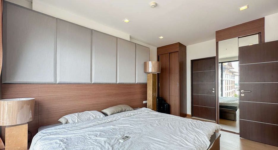 For sale 2 bedrooms apartment in Mueang Chiang Mai, Chiang Mai