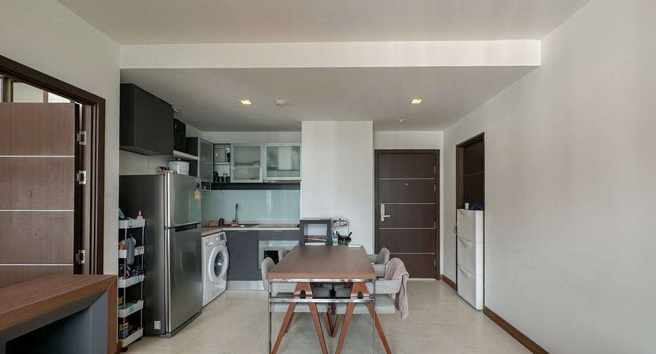 For sale 2 bedrooms apartment in Mueang Chiang Mai, Chiang Mai