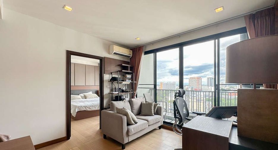 For sale 2 bedrooms apartment in Mueang Chiang Mai, Chiang Mai