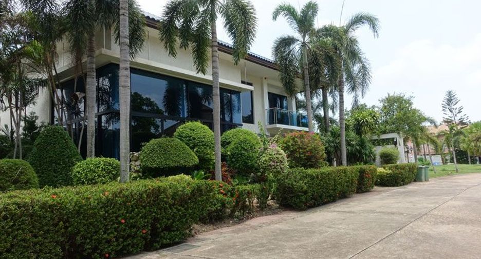 À vendre 4 chambres maison à Bang Lamung, Chonburi