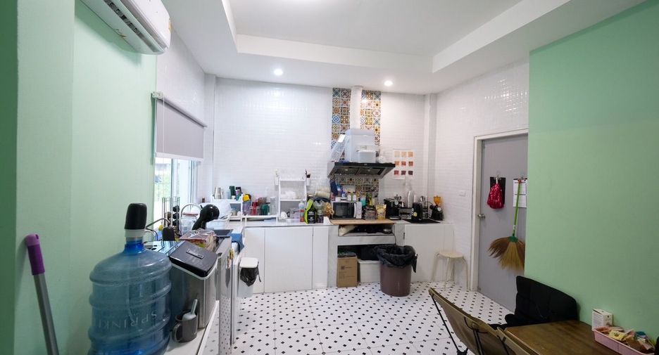 Haus zum Kauf mit 3 Zimmer in Khlong Luang, Pathum Thani