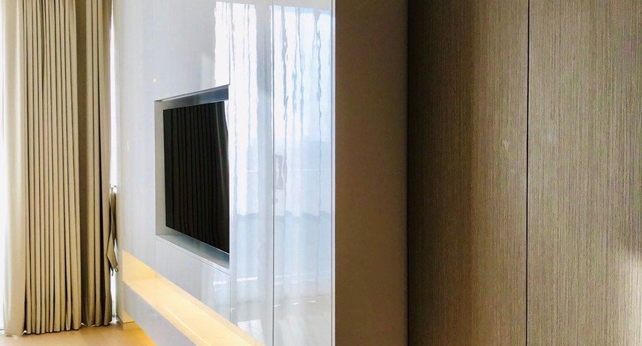 For rent and for sale 2 bedrooms condo in Watthana, Bangkok