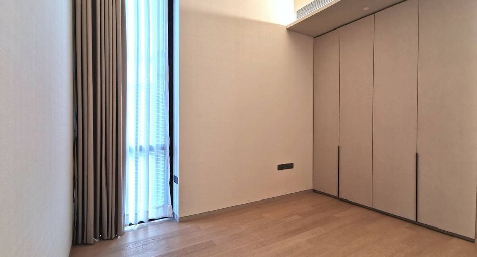 For rent and for sale 2 bedrooms condo in Watthana, Bangkok