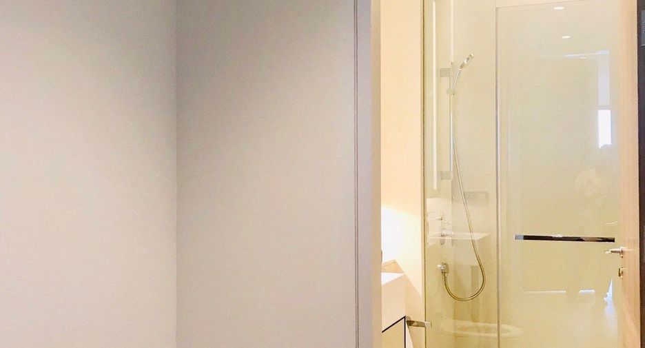 For rent and for sale 2 bedrooms condo in Watthana, Bangkok